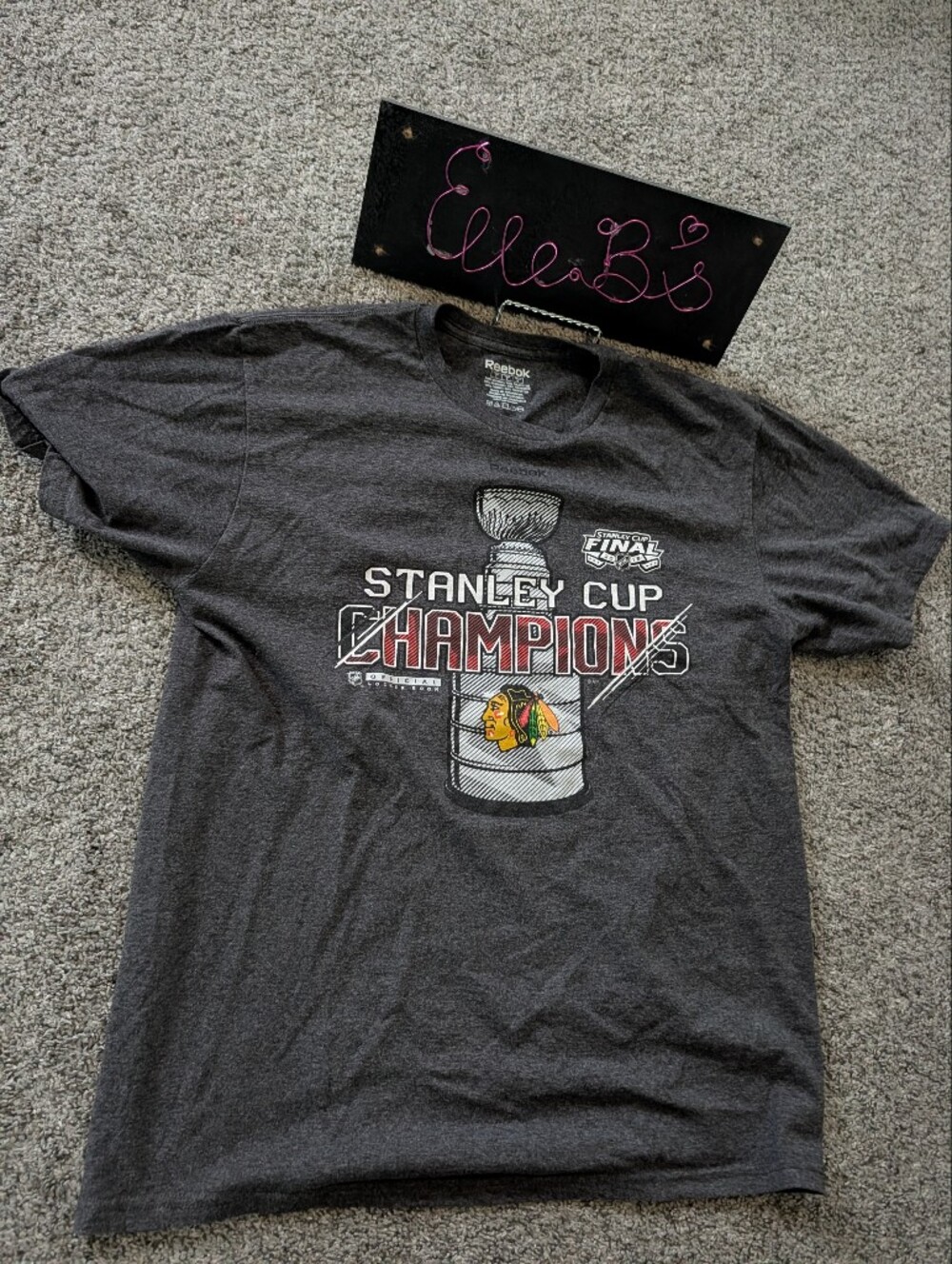 Euc Reebok Dark Gray Nhl Chicago Blackhawks Tee L